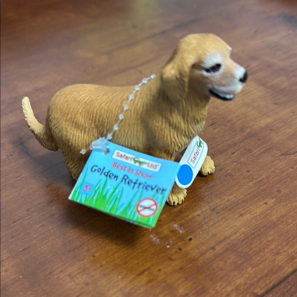 Golden Retriever Toy Figure